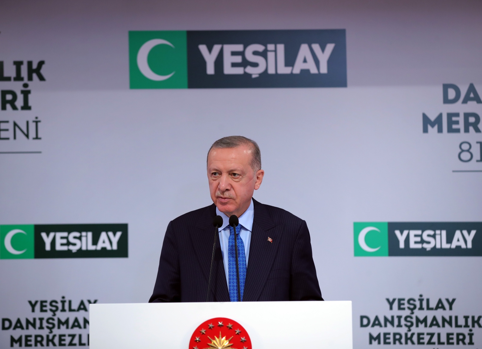 Cumhurbaşkanı Erdoğan: “Yeşilay gibi STK’ların yanında asıl ailelere görevler düşüyor”