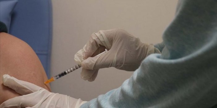 Koronavirüs Bilim Kurulu Üyesi Şener'den Üçüncü Doz Uyarısı