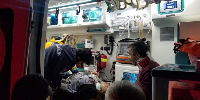 Otomobil köprüden dereye uçtu: 2 yaralı