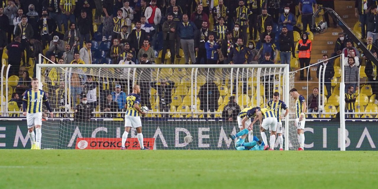 Fenerbahçe, Kayserispor'la berabere kaldı