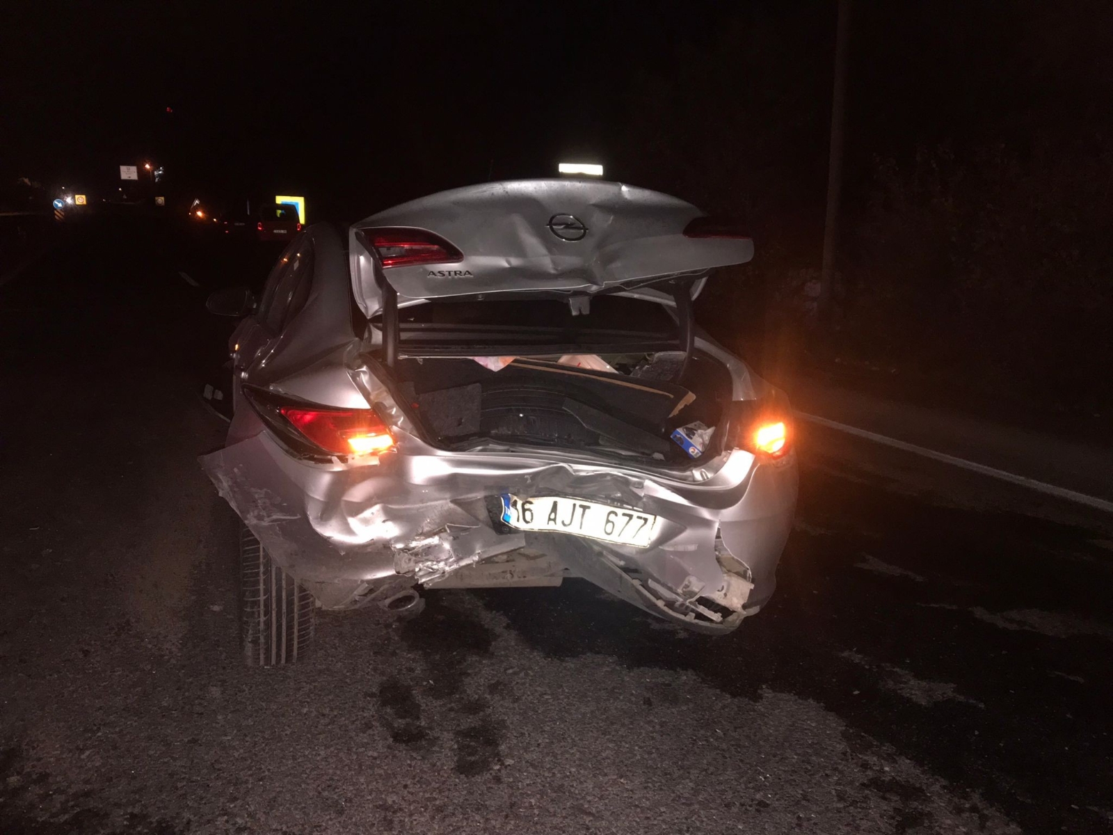 Elazığ’da dört araç birbirine girdi