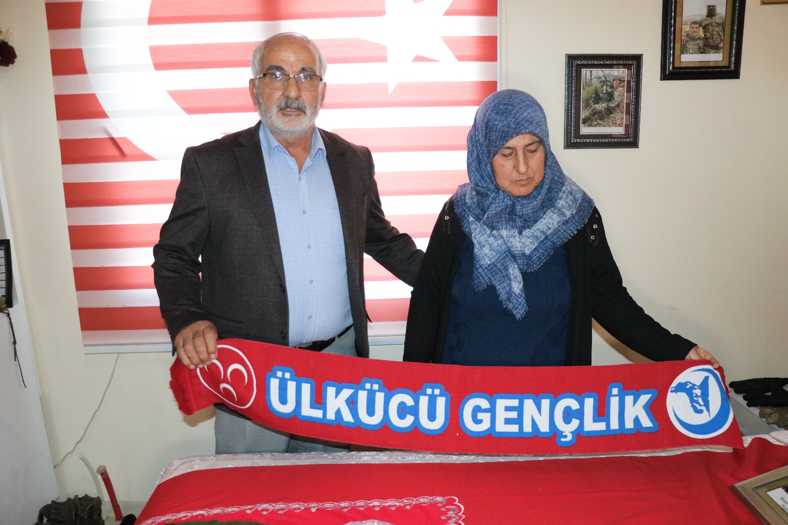 Şehidin babasından sert tepki: "Soyadı gibi Türk kanı taşısaydı"