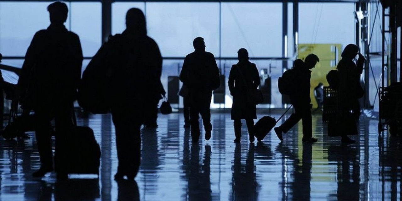 AB, Ukrayna ve Singapur'u seyahat listesinden çıkardı