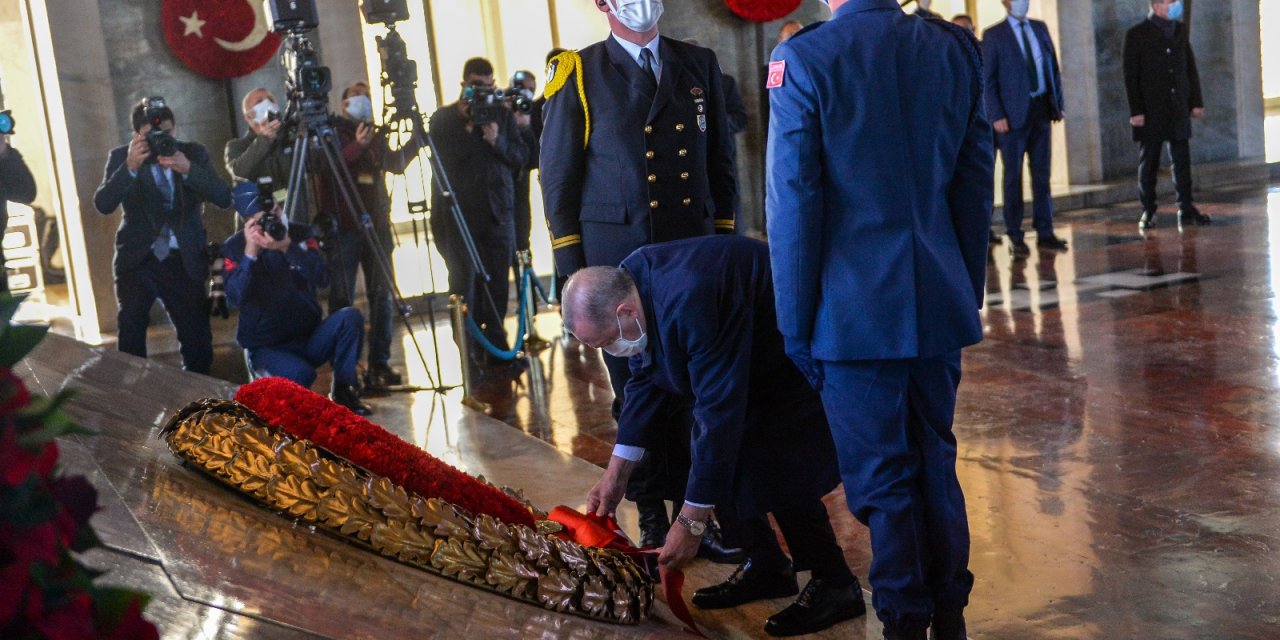 Devletin zirvesi Anıtkabir’de