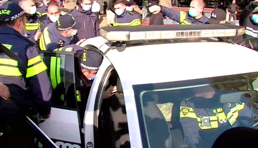 Eski Gürcistan Cumhurbaşkanı Saakaşvili’ye Destek Gösterisinde Arbede: 46 Gözaltı