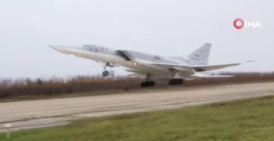 Rus stratejik bombardıman uçakları, Belarus üzerinde devriye uçuşu gerçekleştirdi