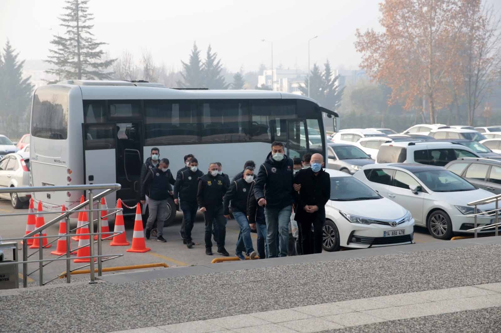 Bolu’da FETÖ şüphelisi 8 kişi adliyeye sevk edildi