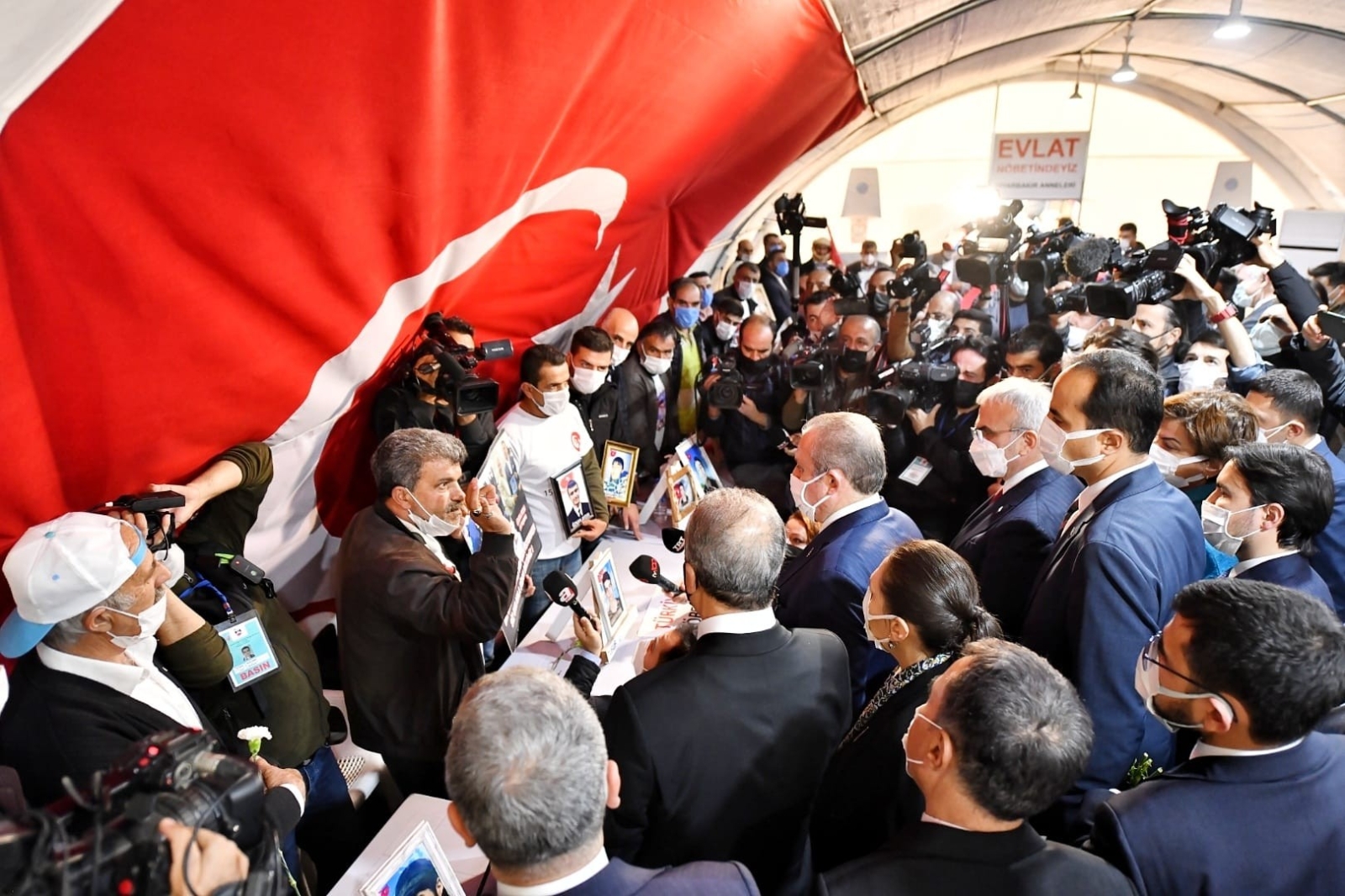 TBMM Başkanı Şentop: “Annelerin eylemi dünyanın en sivil, en doğal ve en güçlü eylemidir”