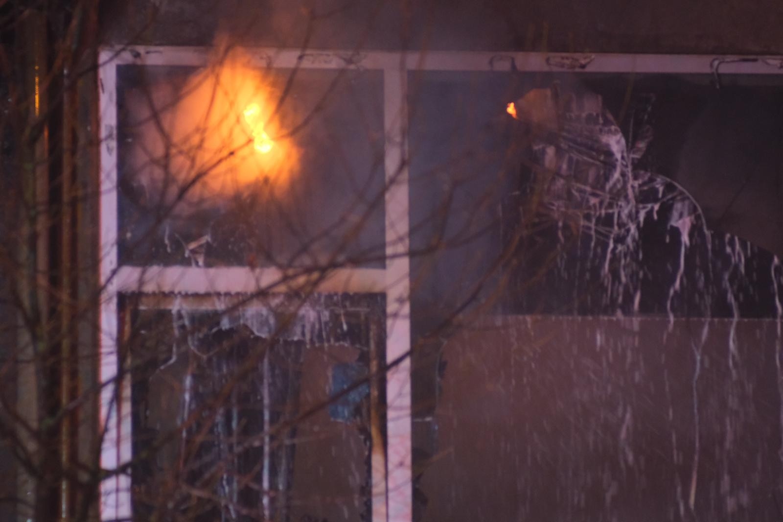 Başakşehir’de dokuma atölyesi alev alev yandı