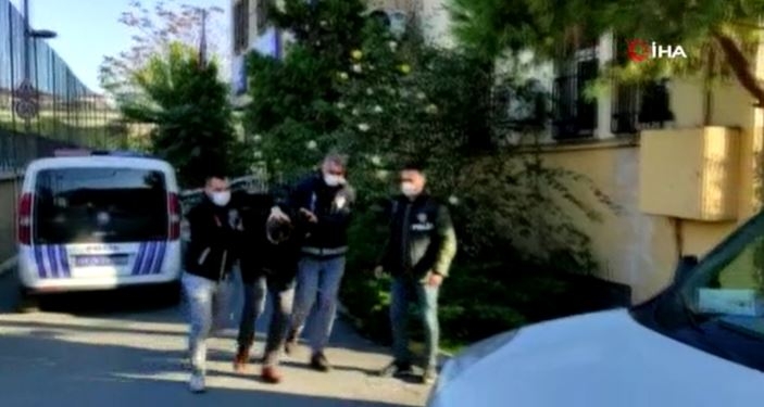 Bahçelievler’de sokak ortasında eşini öldüren zanlı tutuklandı