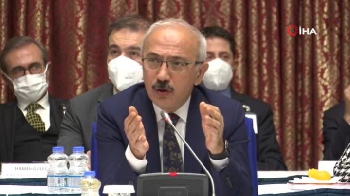 Hazine ve Maliye Bakanı Elvan: "Hazine olarak yurtiçi borçlanmamızı azaltacağız"