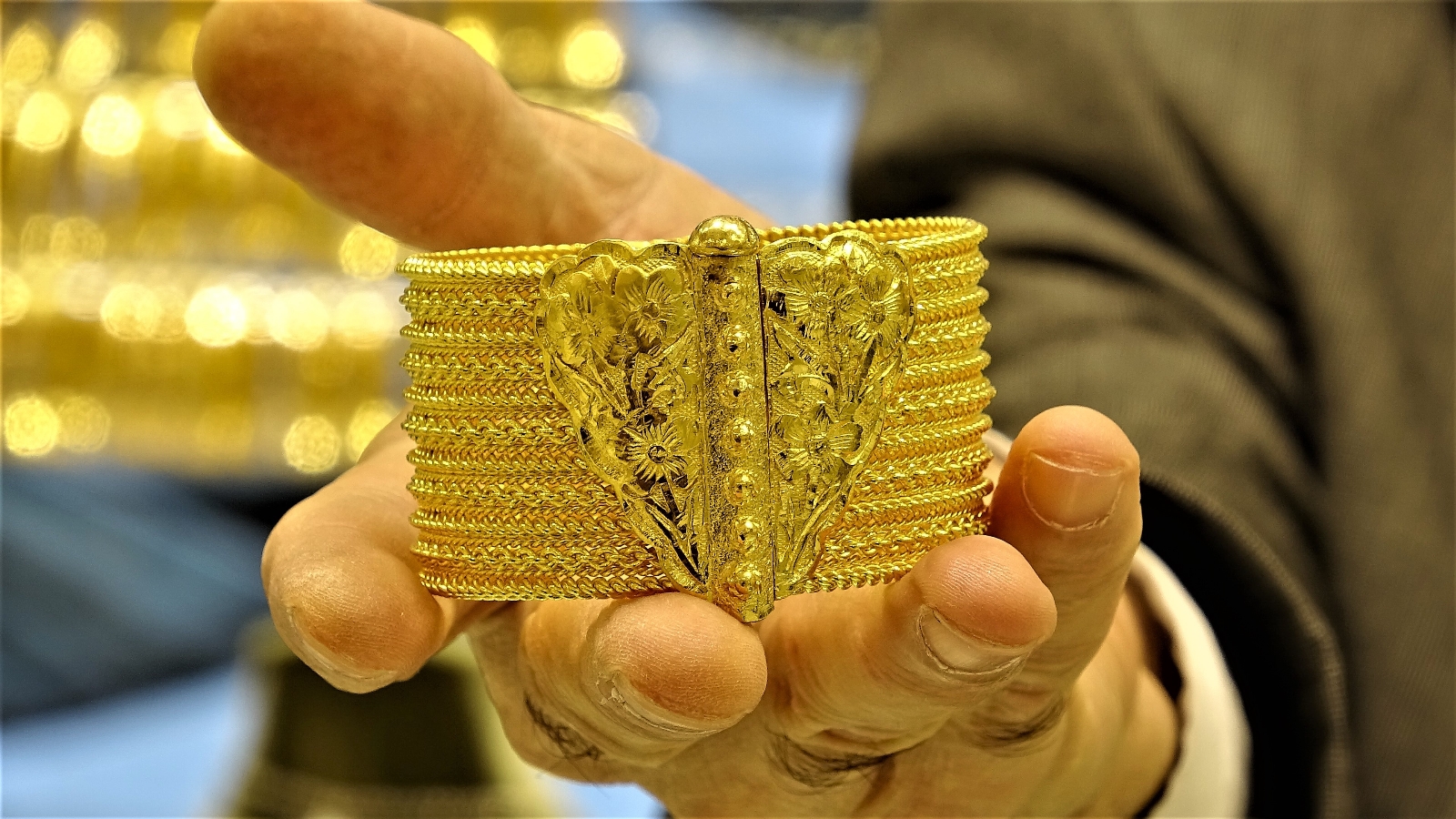 Altın fiyatlarındaki artış Tokat bileziğinin üretimini durma noktasına getirdi