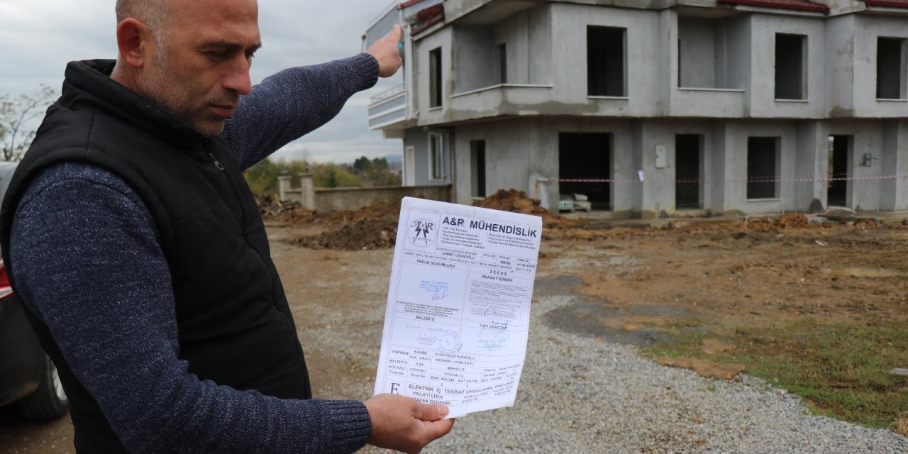 Yarım kalan evinin inşaatına devam etmek isterken şoku yaşadı