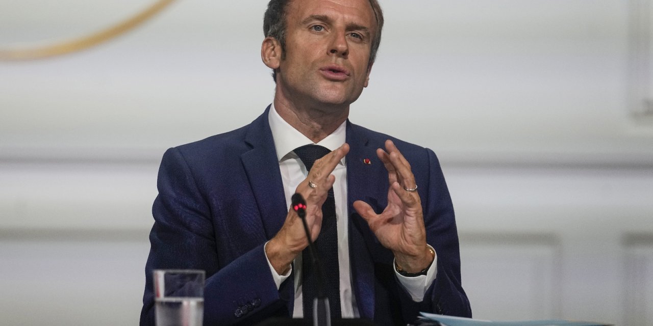 Fransa Cumhurbaşkanı Macron: "Türkiye ve Rusya paralı askerlerini Libya’dan geri çekmeli"