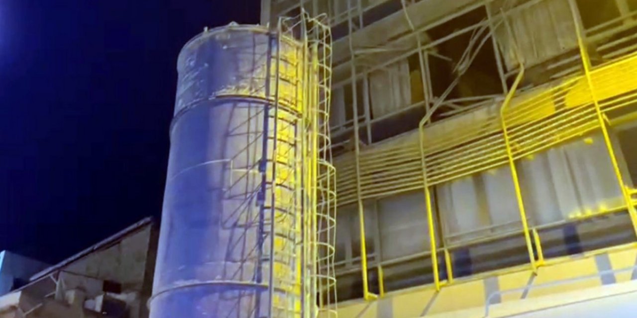 Hatay'da çimento deposu patladı