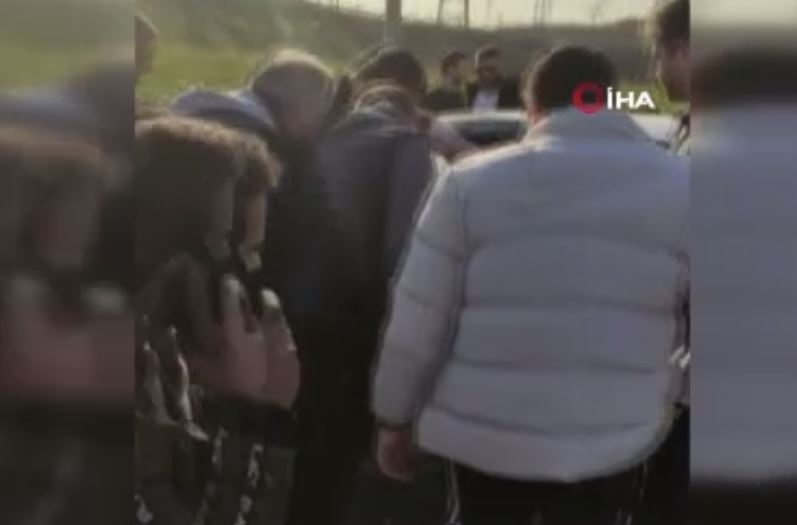 Kaza tutanağı tutmaya giderken kaza yaptı: 3 yaralı