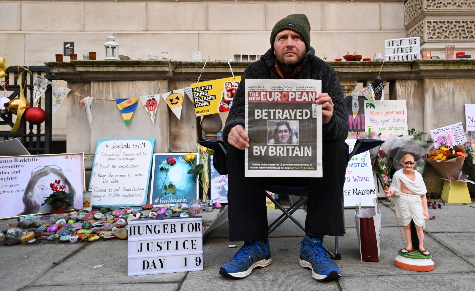 Casuslukla suçlanan İranlı Nazanin’in eşi açlık grevine son verdi