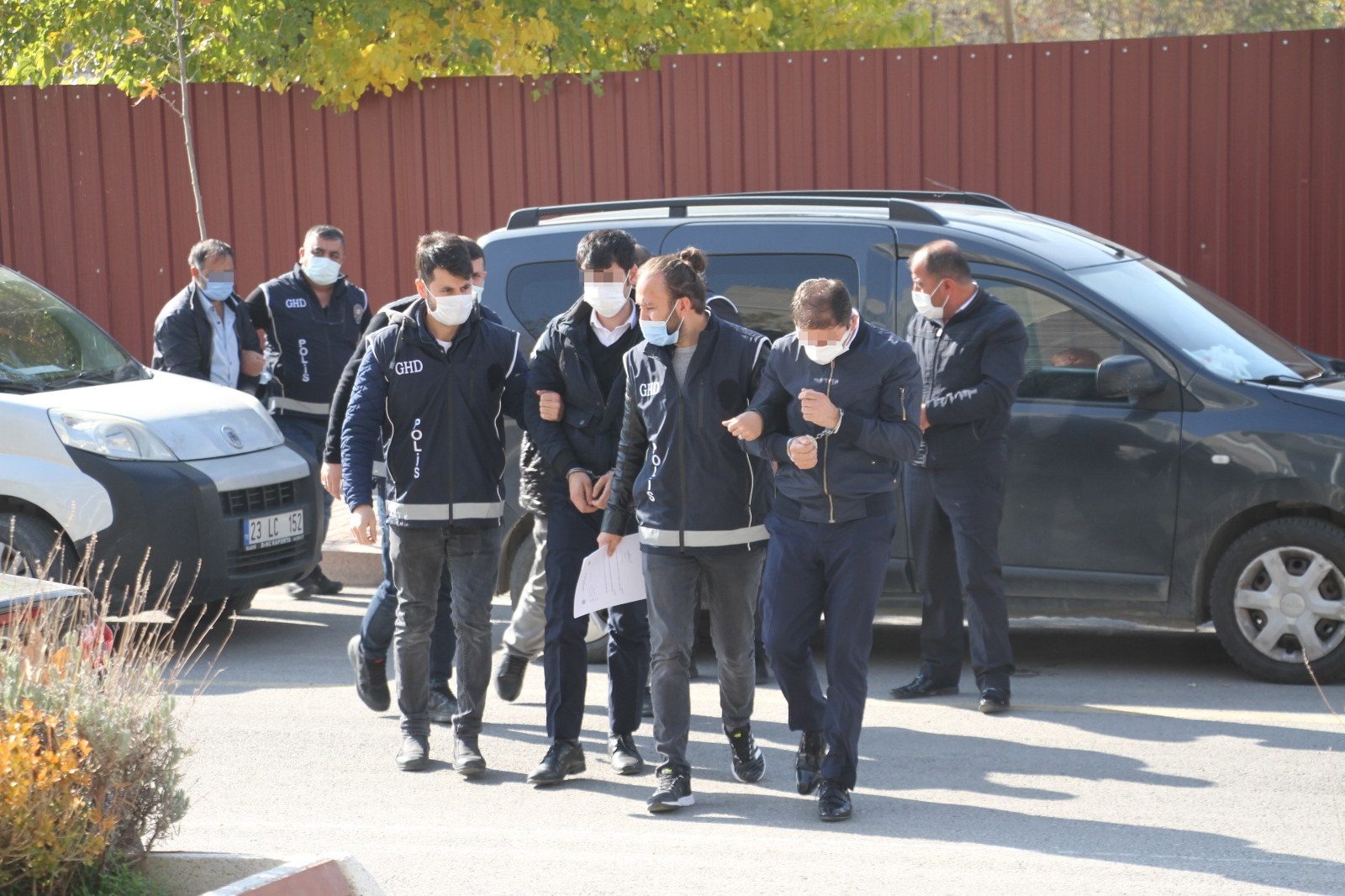 Elazığ’da göçmen kaçakçılarına operasyon: 5 tutuklama