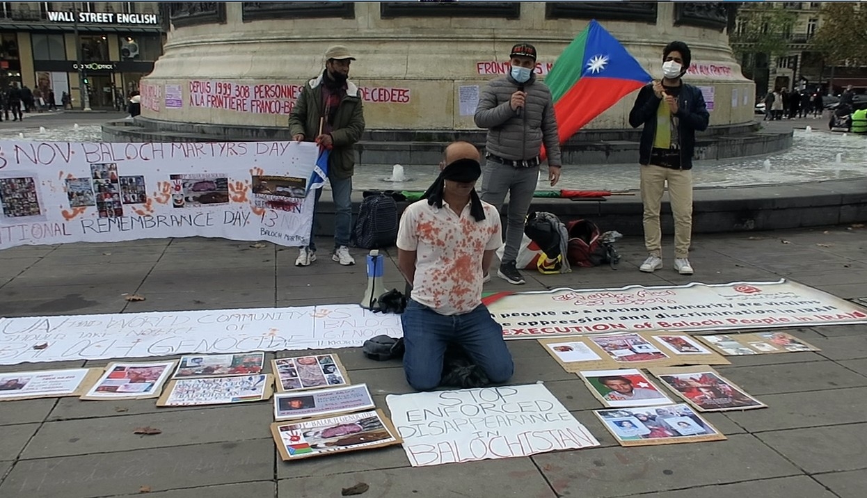 Paris’te Beluç milliyetçisinden gözü kapalı protesto