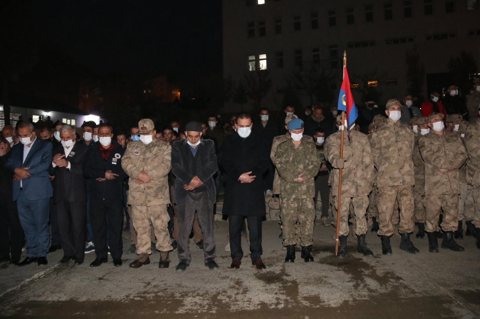 Vefat eden Hakkarili uzman çavuş Özatak için tören düzenlendi