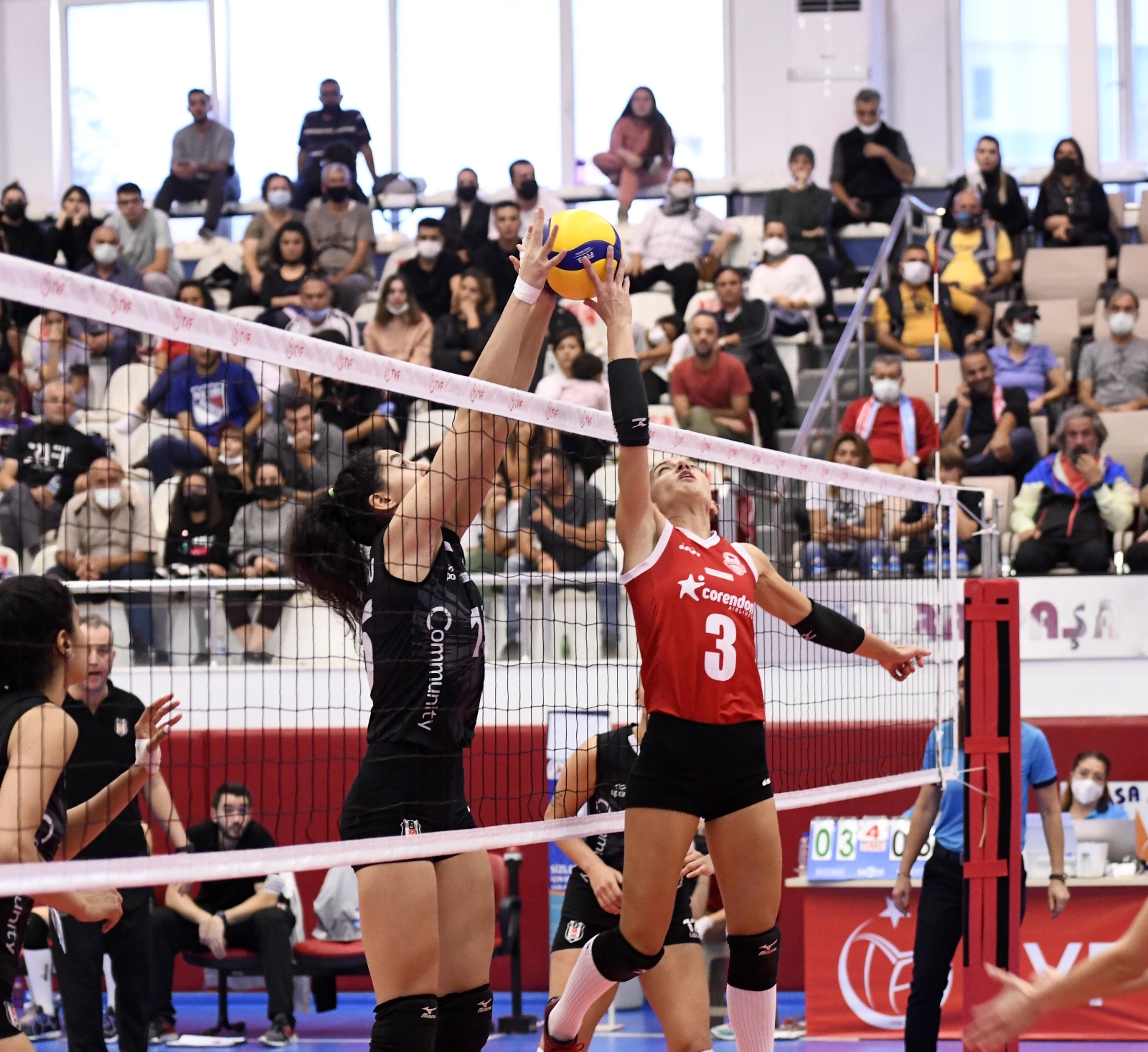 Muratpaşa’nın Sultanları Beşiktaş’ı mağlup etti