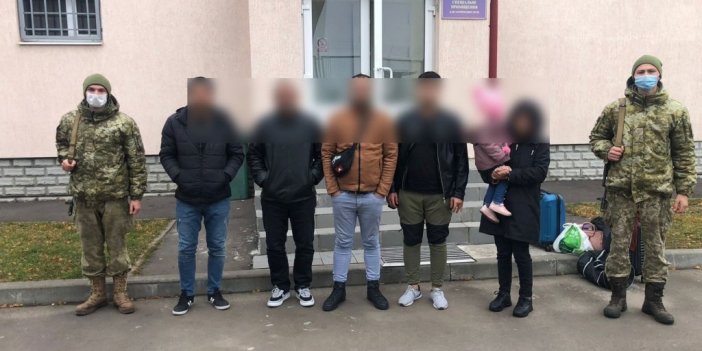 “Blogger” olduklarını söyleyen Türk vatandaşları Ukrayna-Polonya sınırında yakalandı