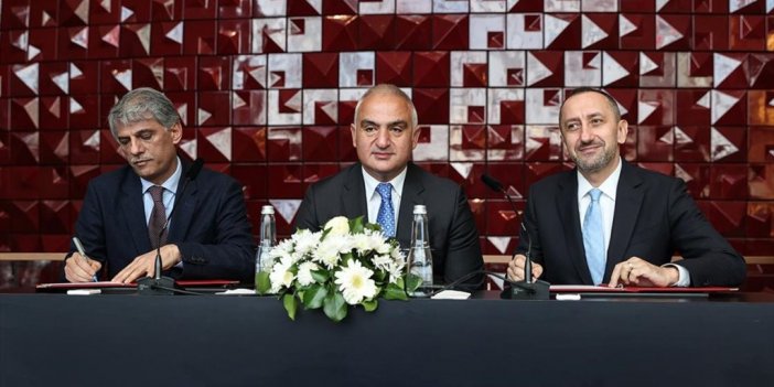 Kültür Ve Turizm Bakanlığı İle Türk Telekom Arasında 'akm Bağış Ve Destek Sözleşmesi' İmzalandı