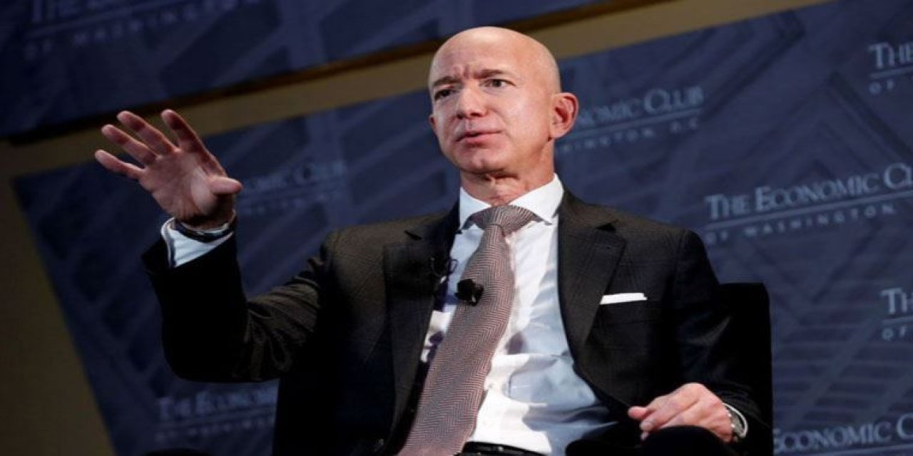 Jeff Bezos'tan kafa karıştıran sözler!