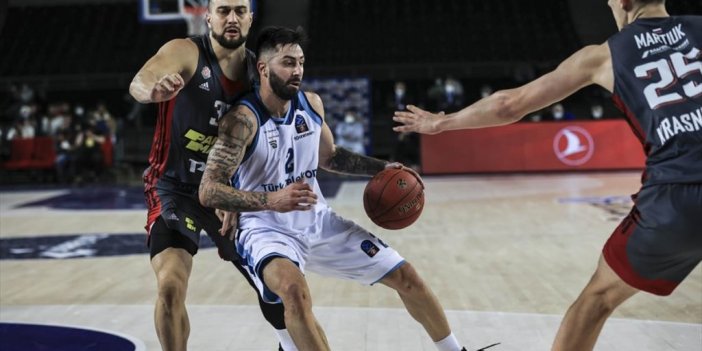 Türk Telekom'un Avrupa'da Sahasında Bileği Bükülmüyor