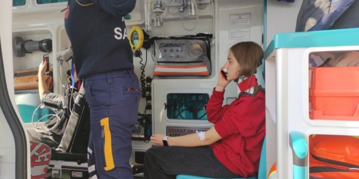 Öğrenci taşıyan otobüs kamyona çarptı: 24 yaralı