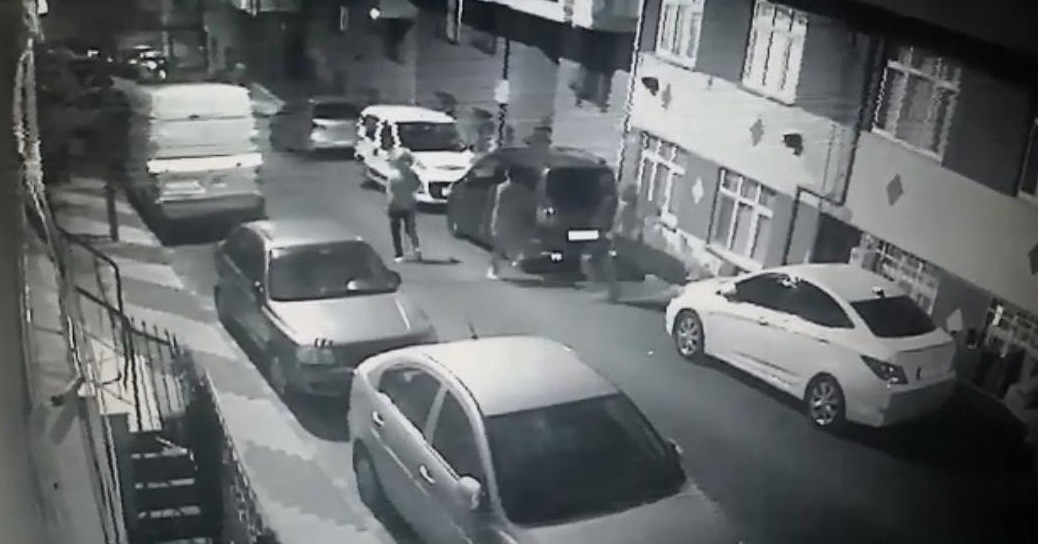 Arnavutköy’deki cinayetin şüphelilerinin kaçış görüntüleri ortaya çıktı