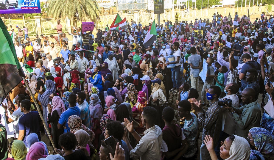 Sudan’daki darbe karşıtı protestolarda bilanço artıyor: 5 ölü