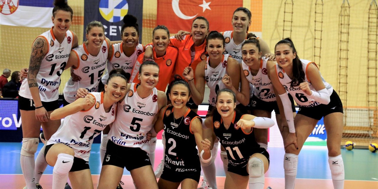 Eczacıbaşı Dynavit, CEV Kupası’na galibiyetle başladı