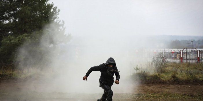 Polonyalı güvenlik güçleri 100 göçmeni gözaltına aldı