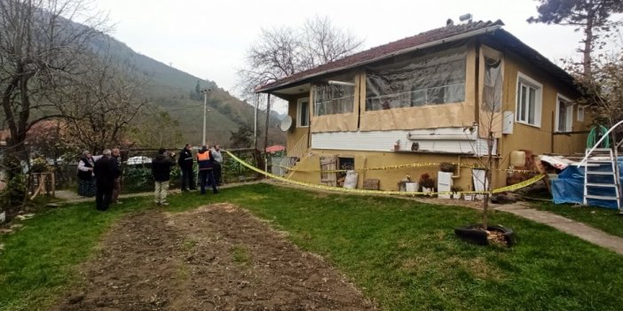 Depremde hasar alan ev tahliye edildi