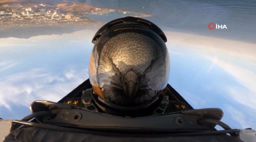 Solotürk’ten Hayran Bırakan Gösteri