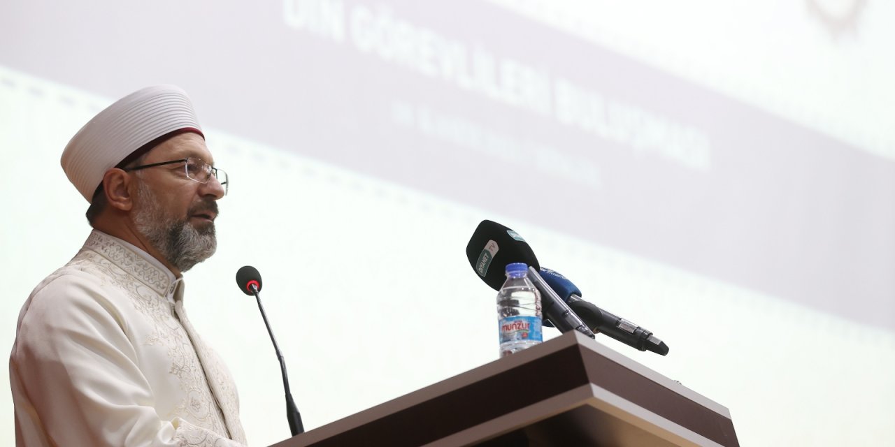 Diyanet İşleri Başkanı Erbaş: “Samimiyet için, başkalarının iyiliği adına çalışmaktan huzur duymalıyız”