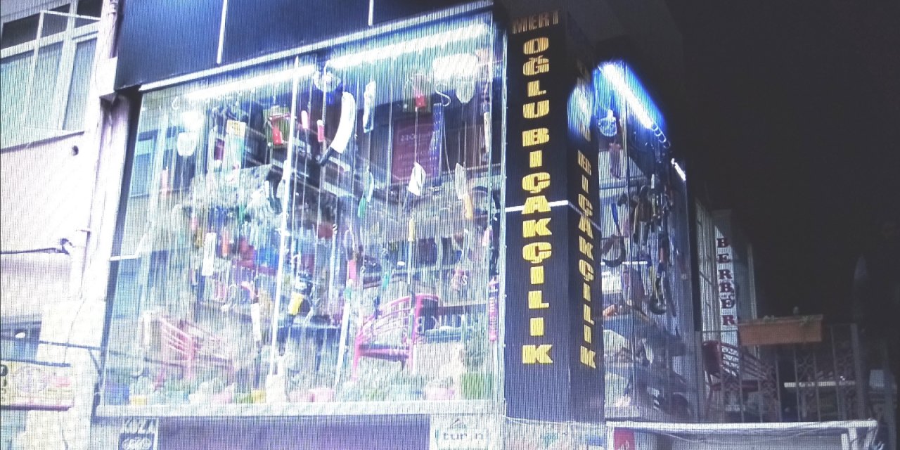 Bandırma’da bir iş yeri bir günde iki kez soyuldu