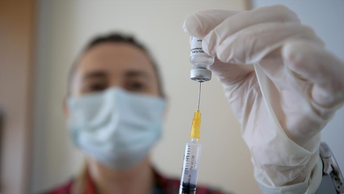 'Düşen Antikor Seviyesi Hatırlatma Dozuyla Artırılmalı' Tavsiyesi