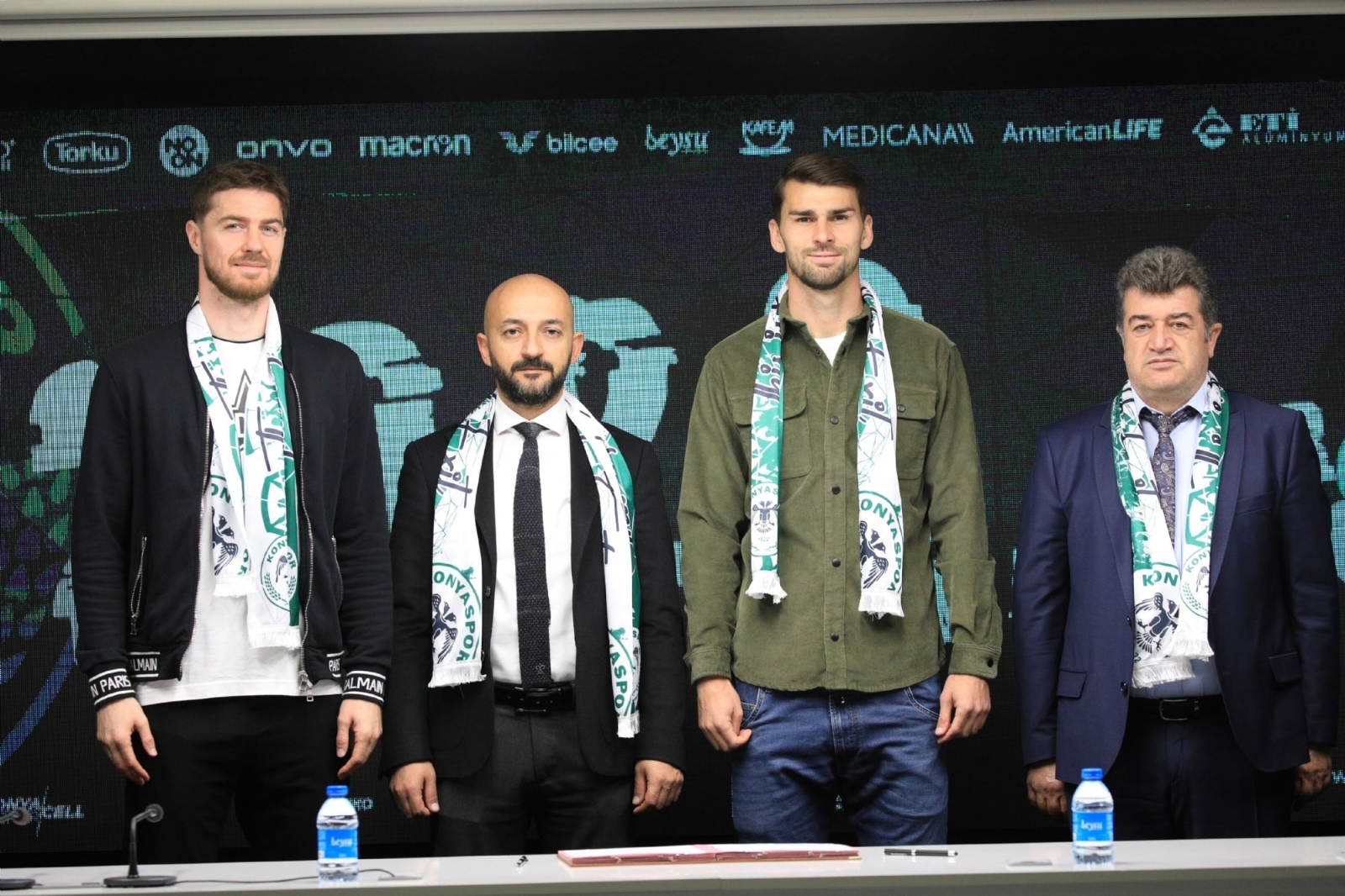 Konyaspor’da Sehic ve Rahmanovic ile sözleşme yenilendi