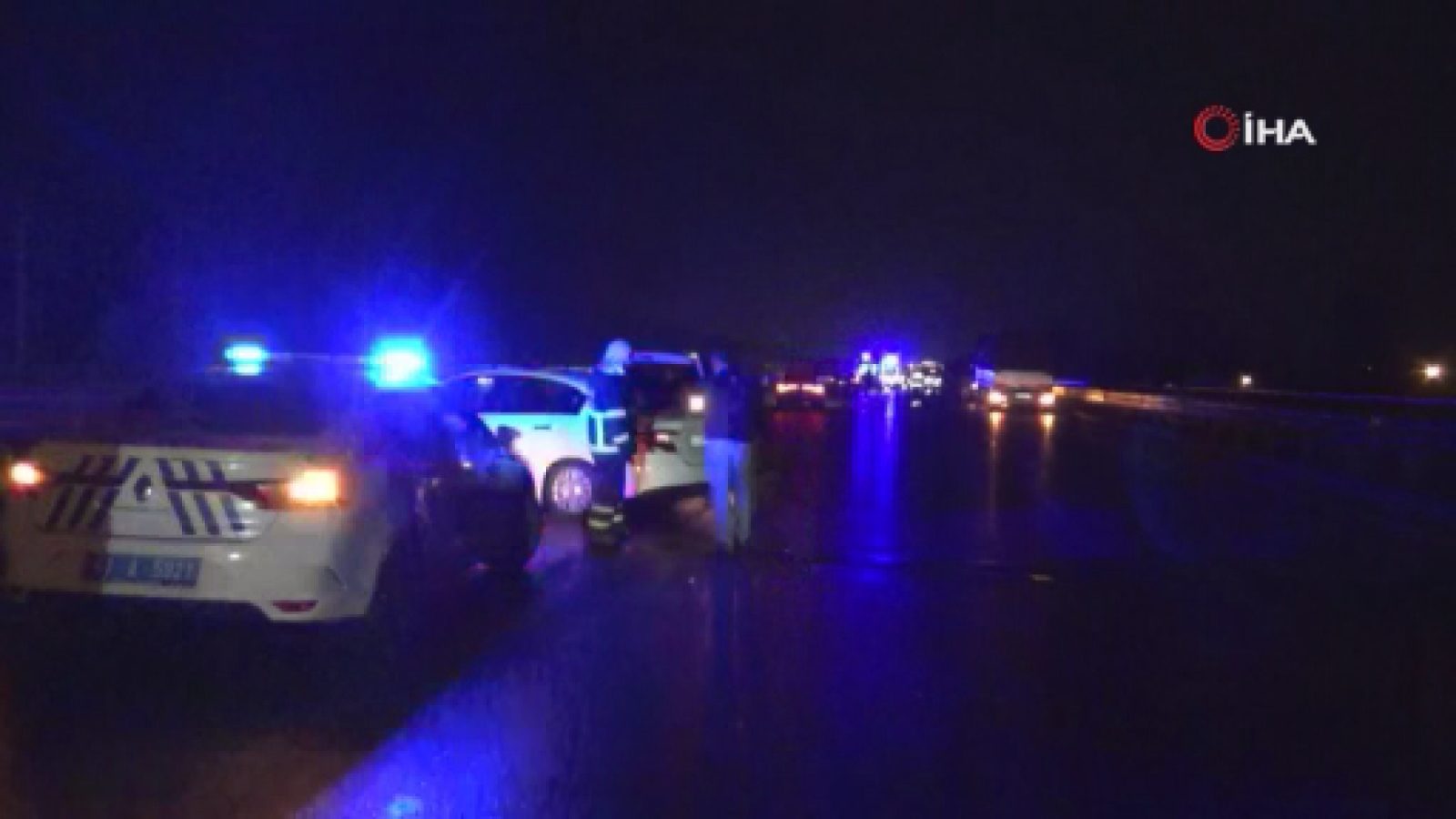 TEM’de 10 araçlı zincirleme kaza: 5 yaralı