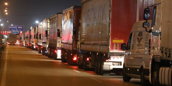 Kapıkule’de TIR kuyruğu 11 kilometreyi buldu: 3 gündür bekliyorlar