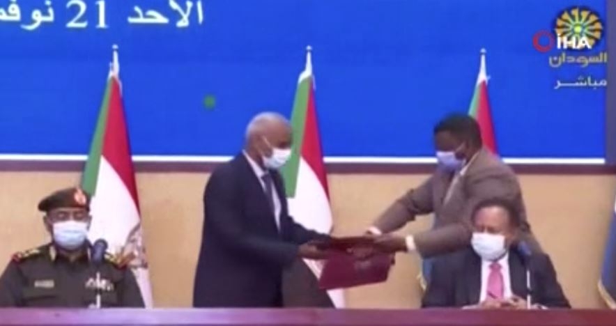 Sudan’da anlaşma imzalandı, Abdullah Hamduk yeniden başbakan oluyor