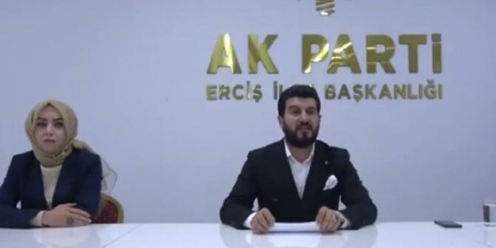 AKP’li başkan zehir zemberek sözlerle istifa etti