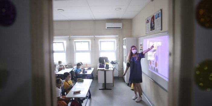 Türkiye'de Eğitimin 20 Yılı Kitaplaştırıldı