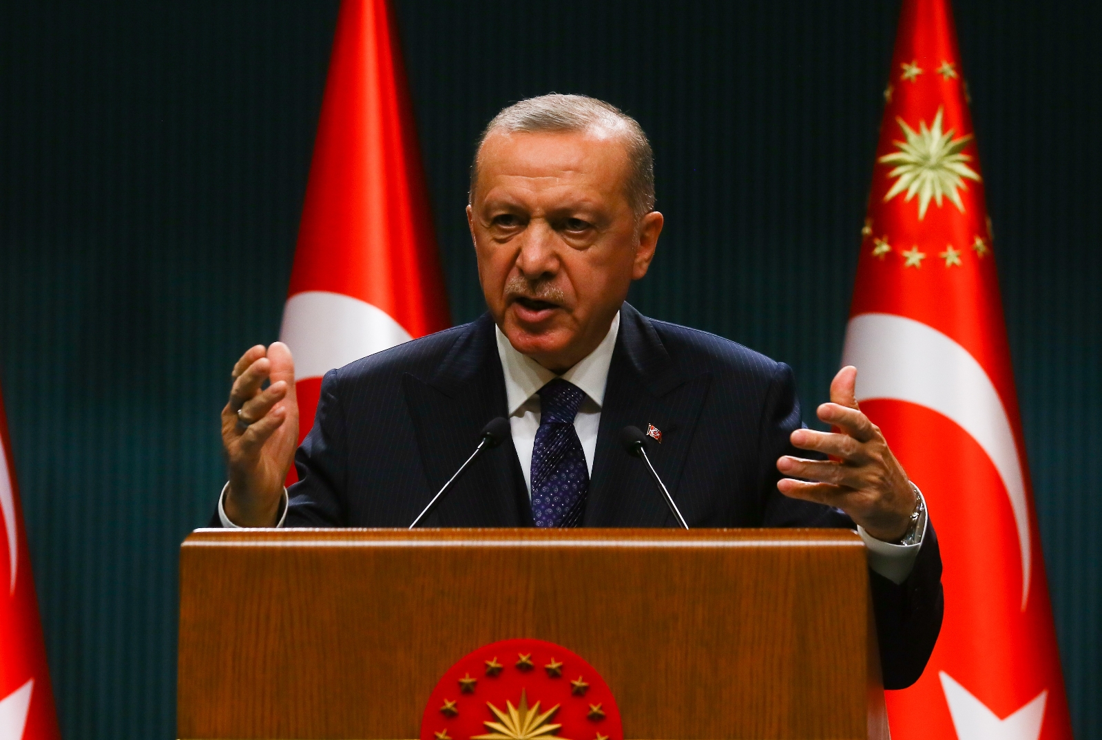 Cumhurbaşkanı Erdoğan: "Ülkemizi ekonomik kurtuluş savaşından da zaferle çıkartacağız"