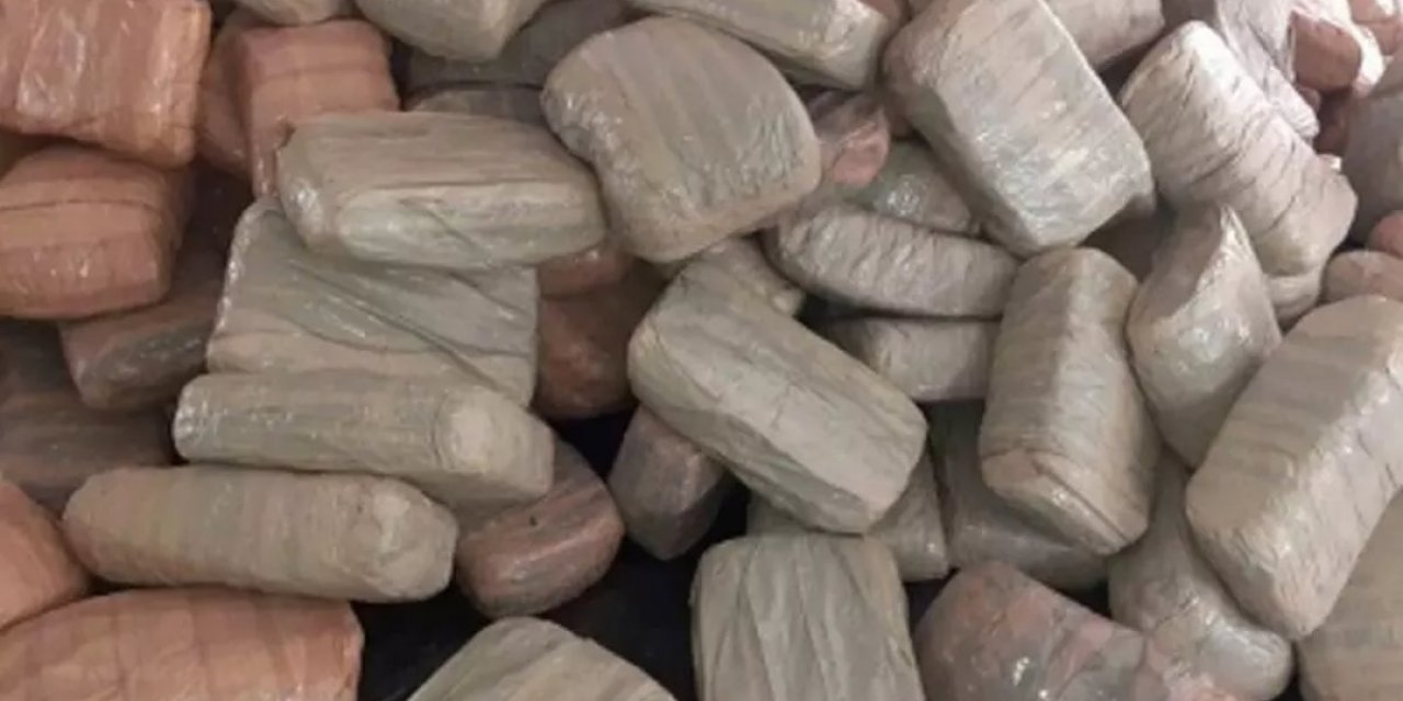 Panama'da 3 tondan fazla kokain yakalandı