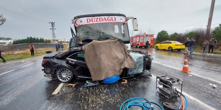 Feci kaza: 2 ölü, 15 yaralı