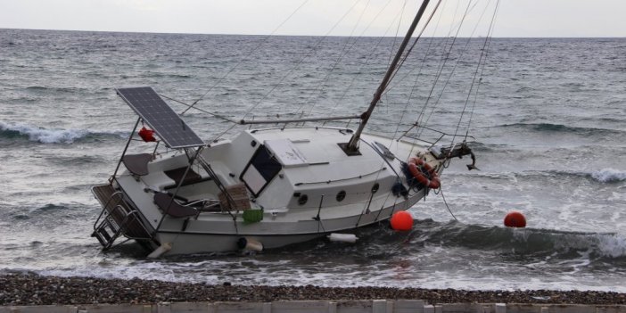 Ege'de kaçak göçmen teknesi battı: 13 ölü