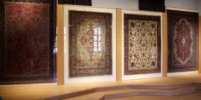 Metrekaresinde 360 bin ilmek var, bu halılar müzede sergileniyor